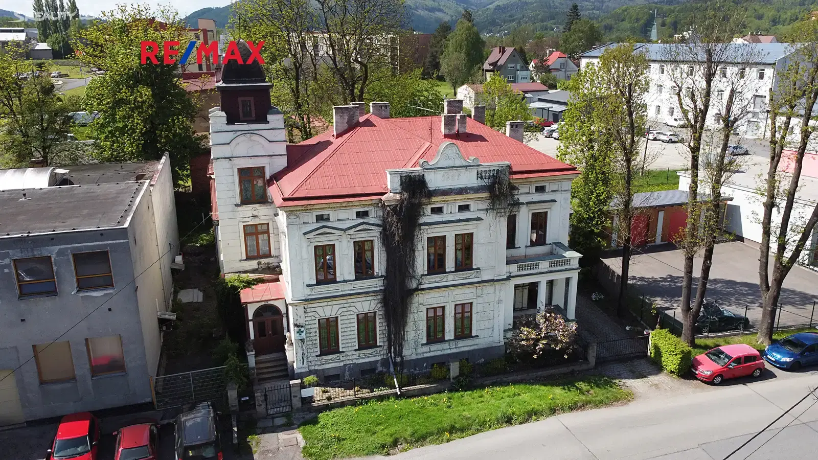 Prodej vily 350 m², pozemek 603 m² Střelniční